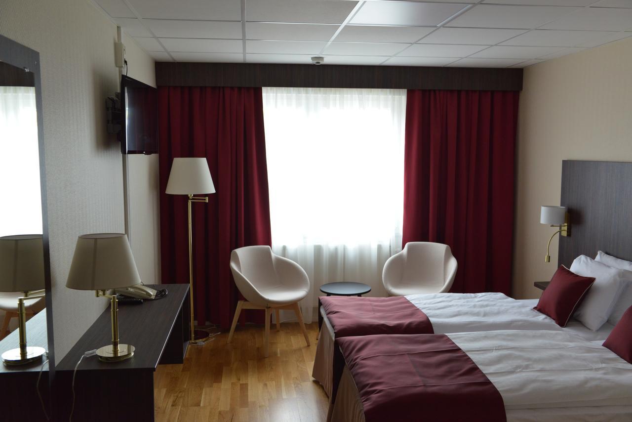 Hotell Nova Karlstad Extérieur photo