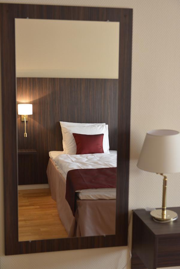 Hotell Nova Karlstad Extérieur photo